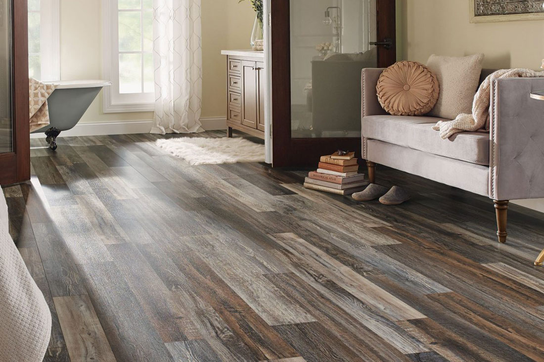 How to Choose the Right Wood-Look Flooring