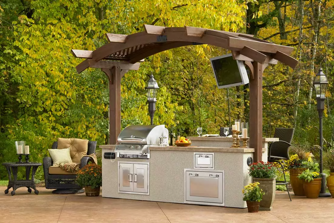 Outdoor kitchen ideas to take your entertainment game to the next level.