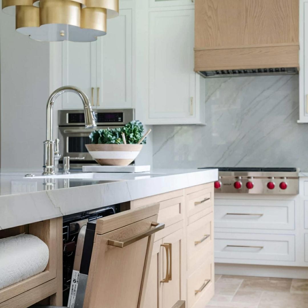 White oak cabinets and white oak panels top trends for 2026.